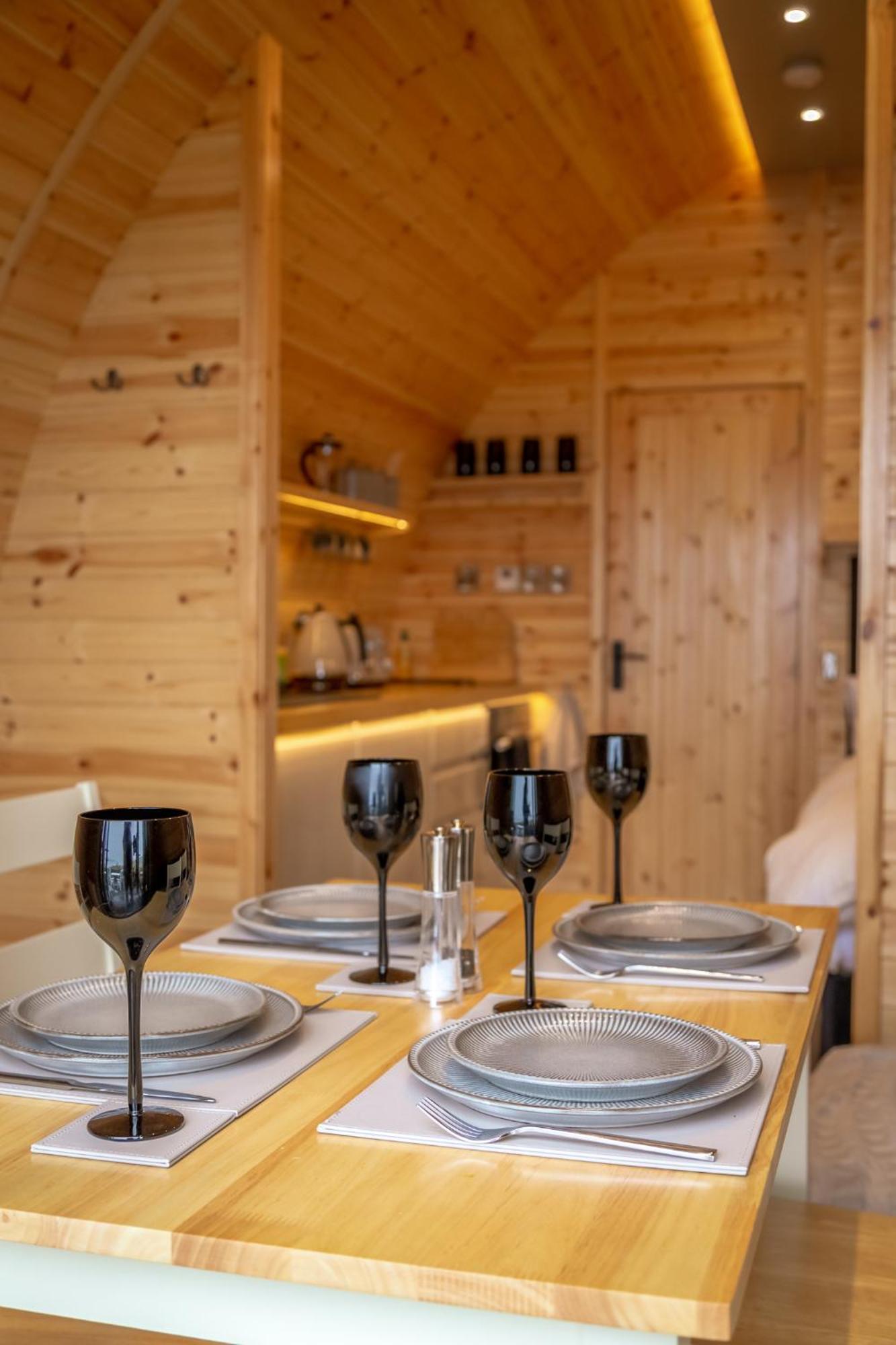 Apartamento Loch Ewe Luxury Pods Mellon Charles Exterior foto
