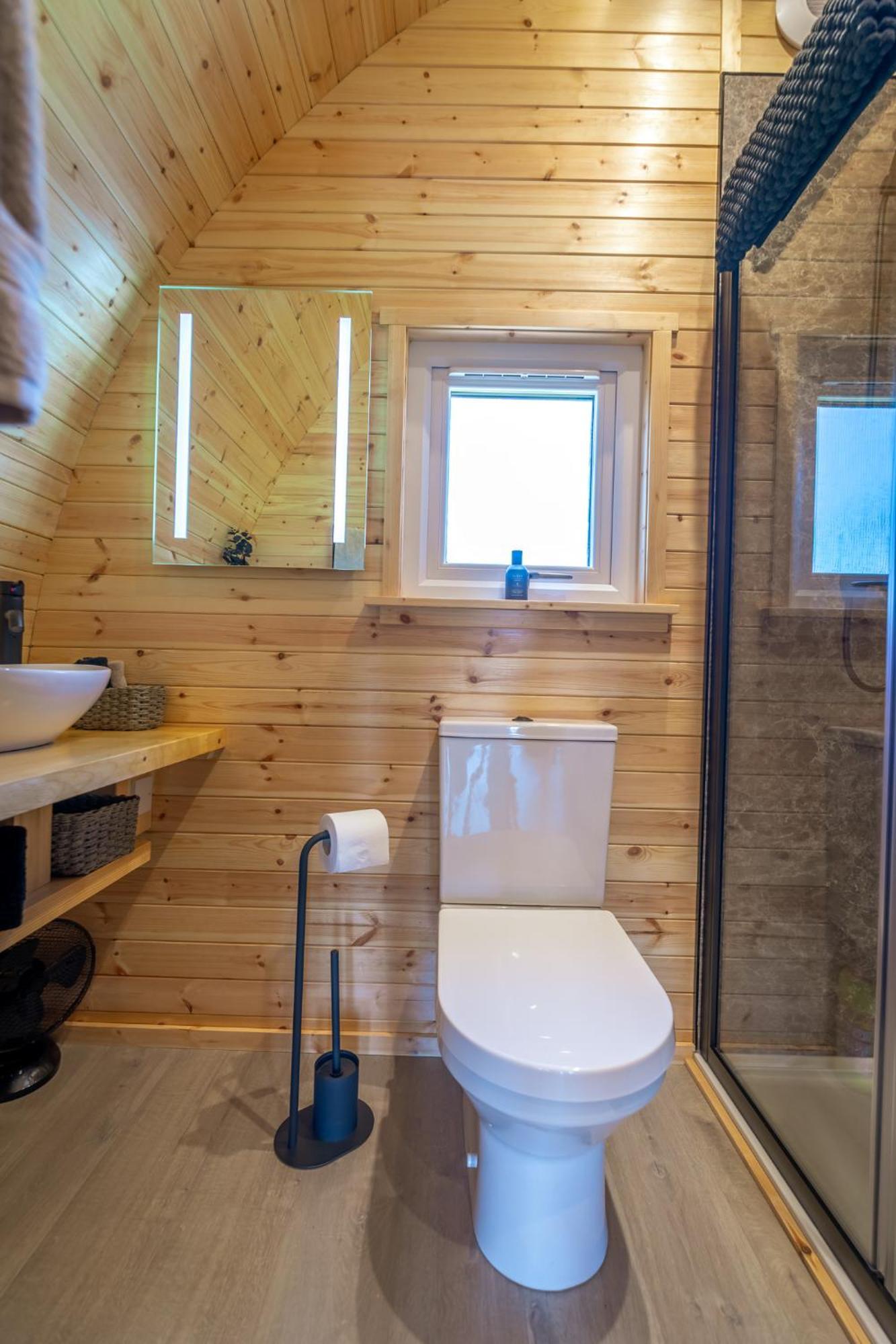 Apartamento Loch Ewe Luxury Pods Mellon Charles Exterior foto